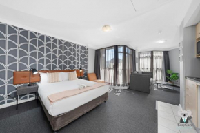 KozyGuru CBD Queen Bed Studio Cozy & Convenient, Sydney